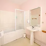 Hotel Citotel Le Plat D'etain 2*