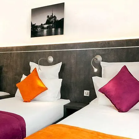 Hotel Citotel Le Plat D'etain 2*