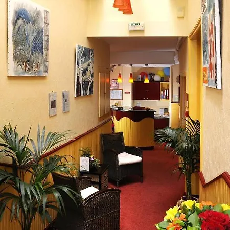 Citotel Le Plat D'etain Hotel Poitiers