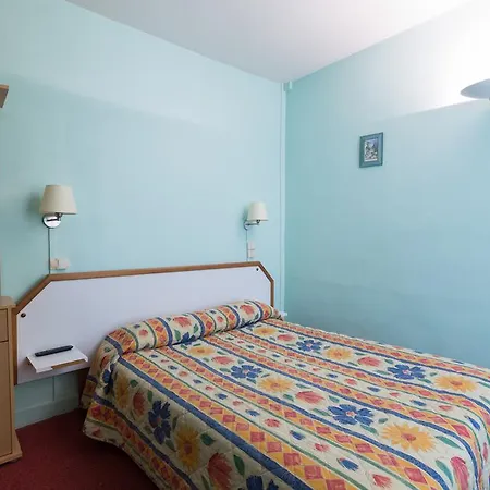 Citotel Le Plat D'etain 2* ポアティエ