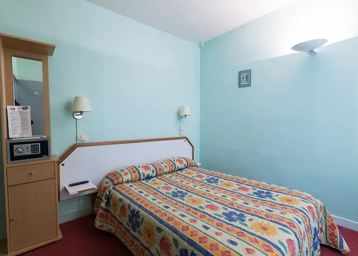 Citotel Le Plat D'etain 2* Poitiers