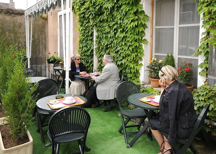 Hotel Citotel Le Plat D'etain 2*