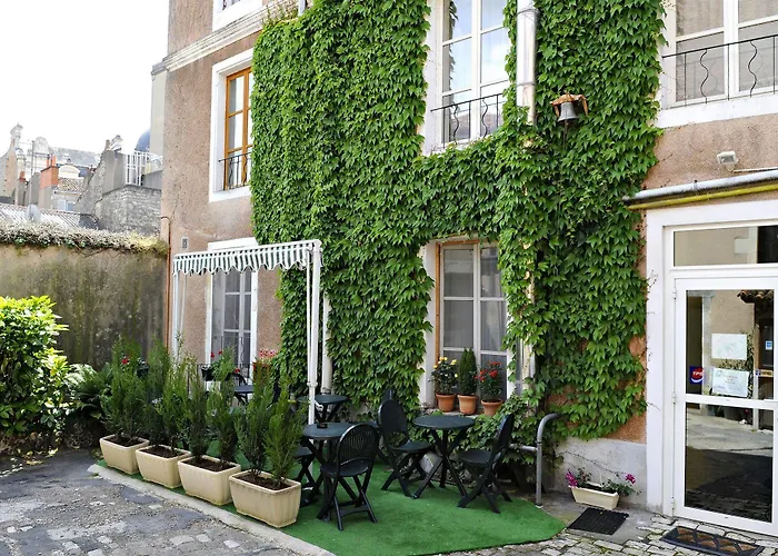 Citotel Le Plat D'etain 2* Poitiers